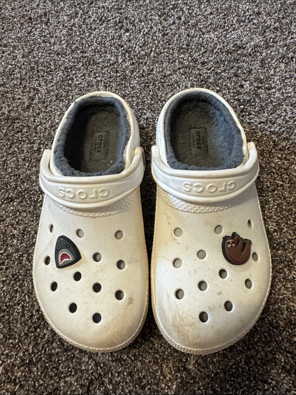 Unisex White Fuzzy Crocs w/ Charms